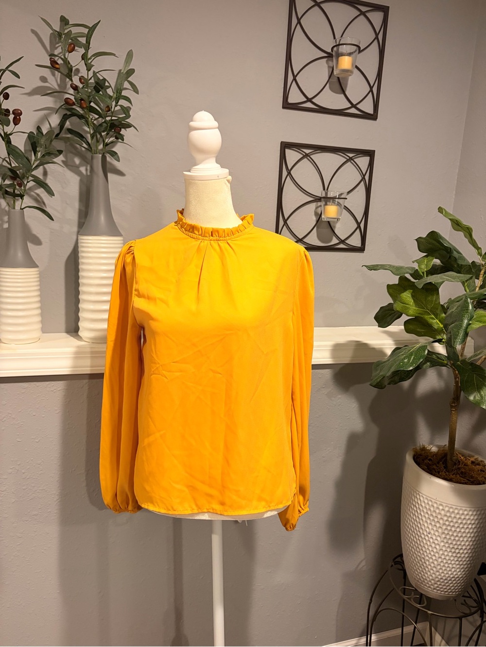 SHEIN Bright Yellow Ruffle Collar Long-Sleeve Blouse